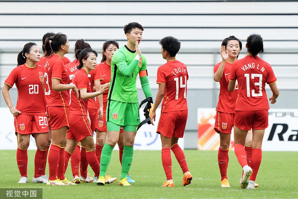 而预告片中，吴京和易烊千玺饰演的伍千里、伍万里这对兄弟的对手戏，则成为观众关注的焦点